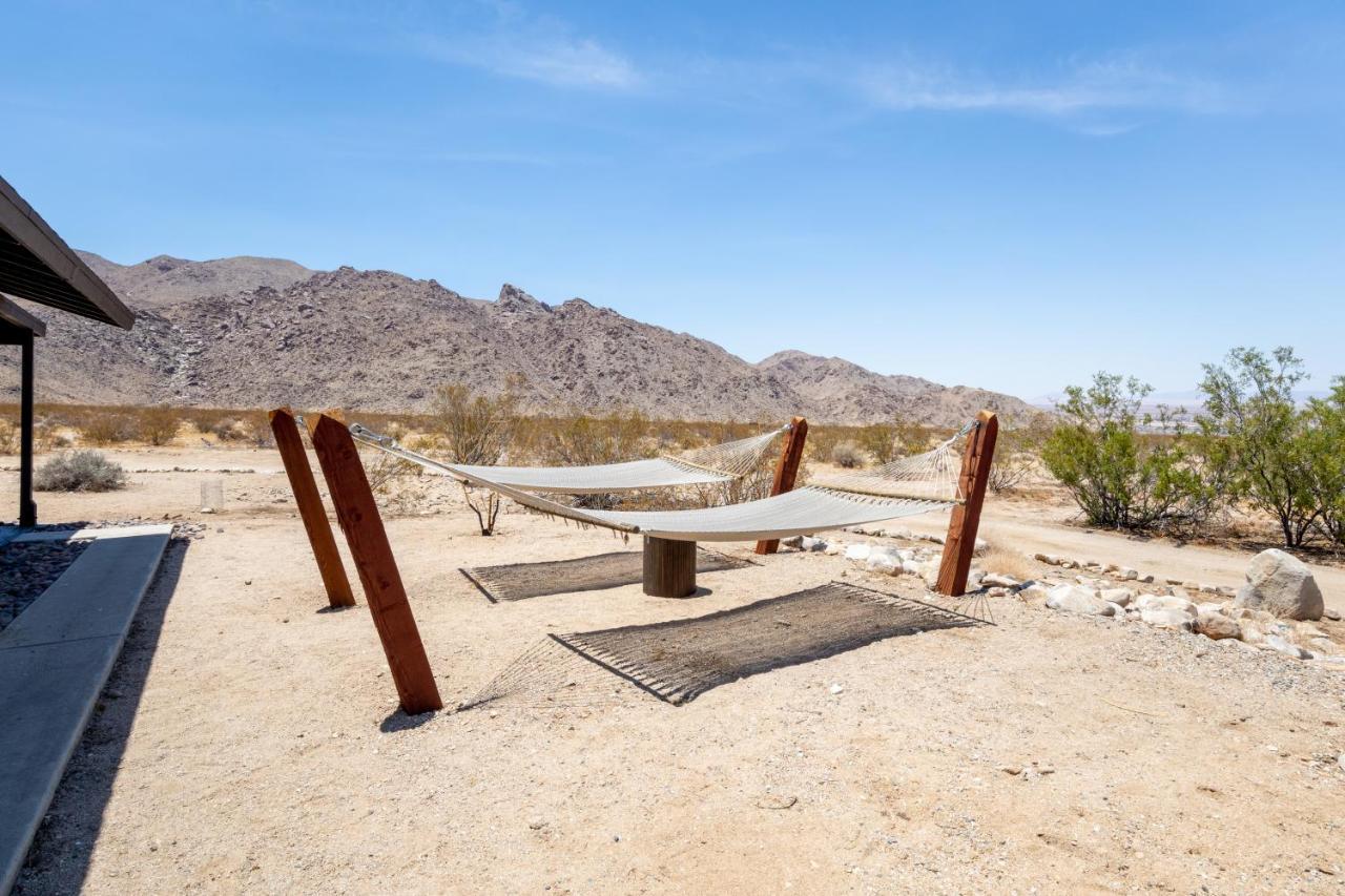 1 Minute To Joshua Tree National Park, Hot Tub, Stars, Private - The Wkndr Villa Twentynine Palms Exterior photo